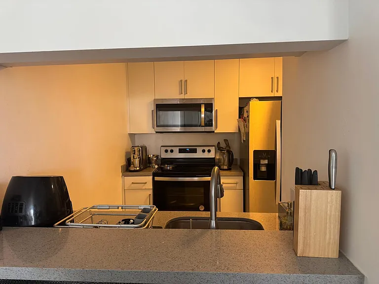 102 SW 6th Ave #206 — Photo 15