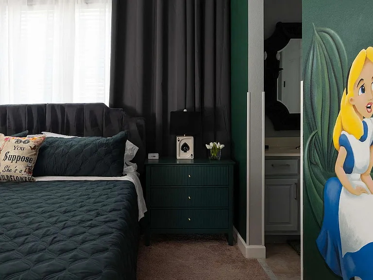 Bedroom