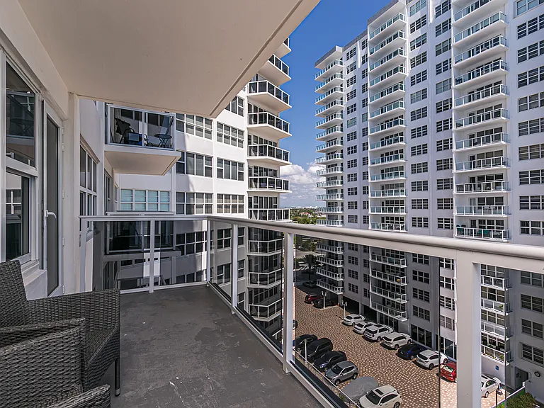 3700 Galt Ocean Dr #804 — Photo 39