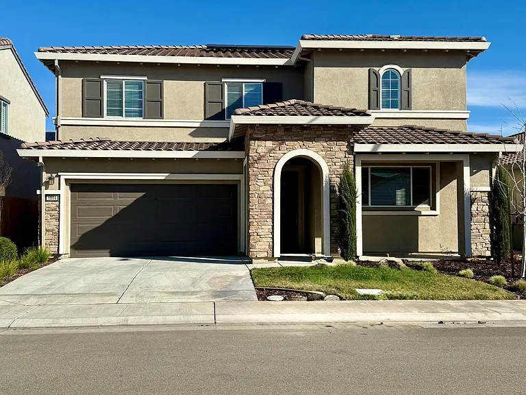 1864 Pollock Way — Photo 1