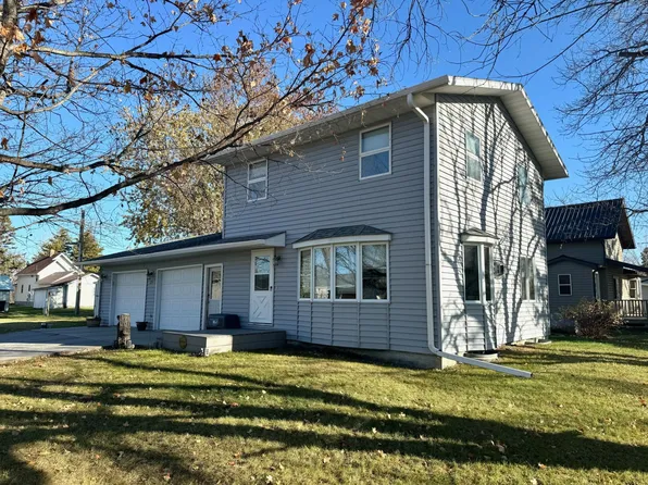 311 Saint Marys Ave SW, Red Lake Falls, MN 56750