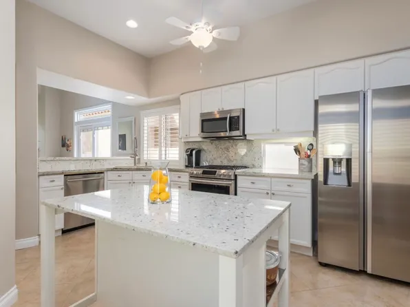 37791 Bear View Cir, Murrieta, CA 92562
