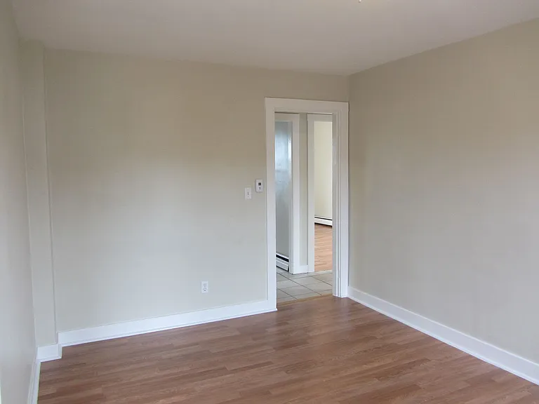 13 Bacon St — Photo 8