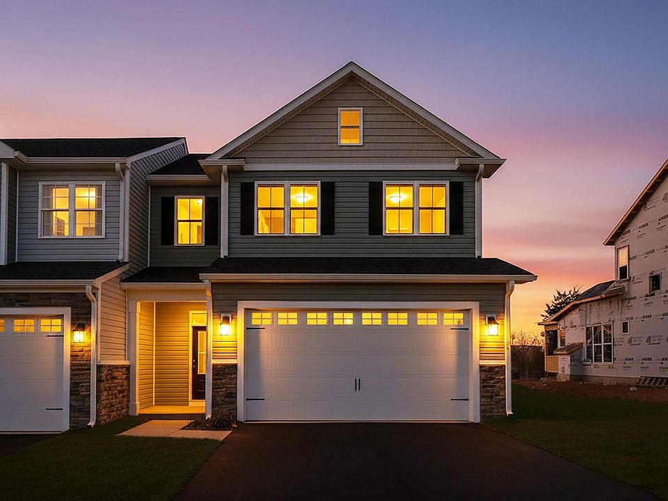1st image of 54 Boutros Dr #2