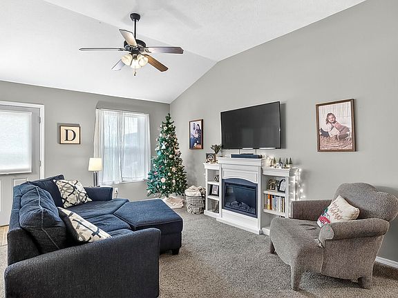 5th image of 763 Logan Street