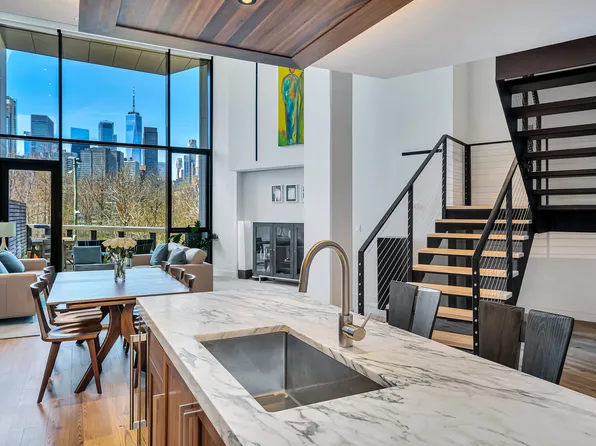 90 Furman Street image 2 of 16