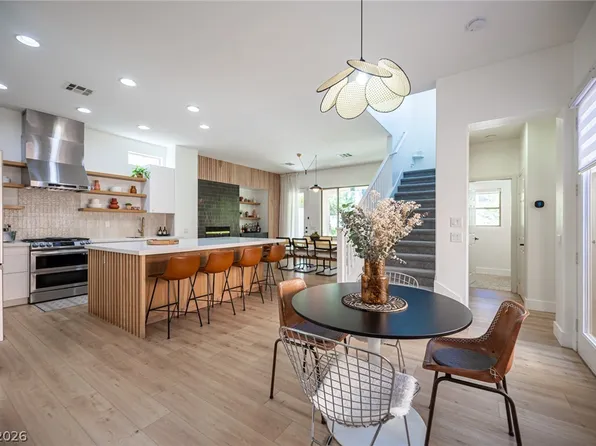 331 Dartmouth Hills St, Las Vegas, NV 89138