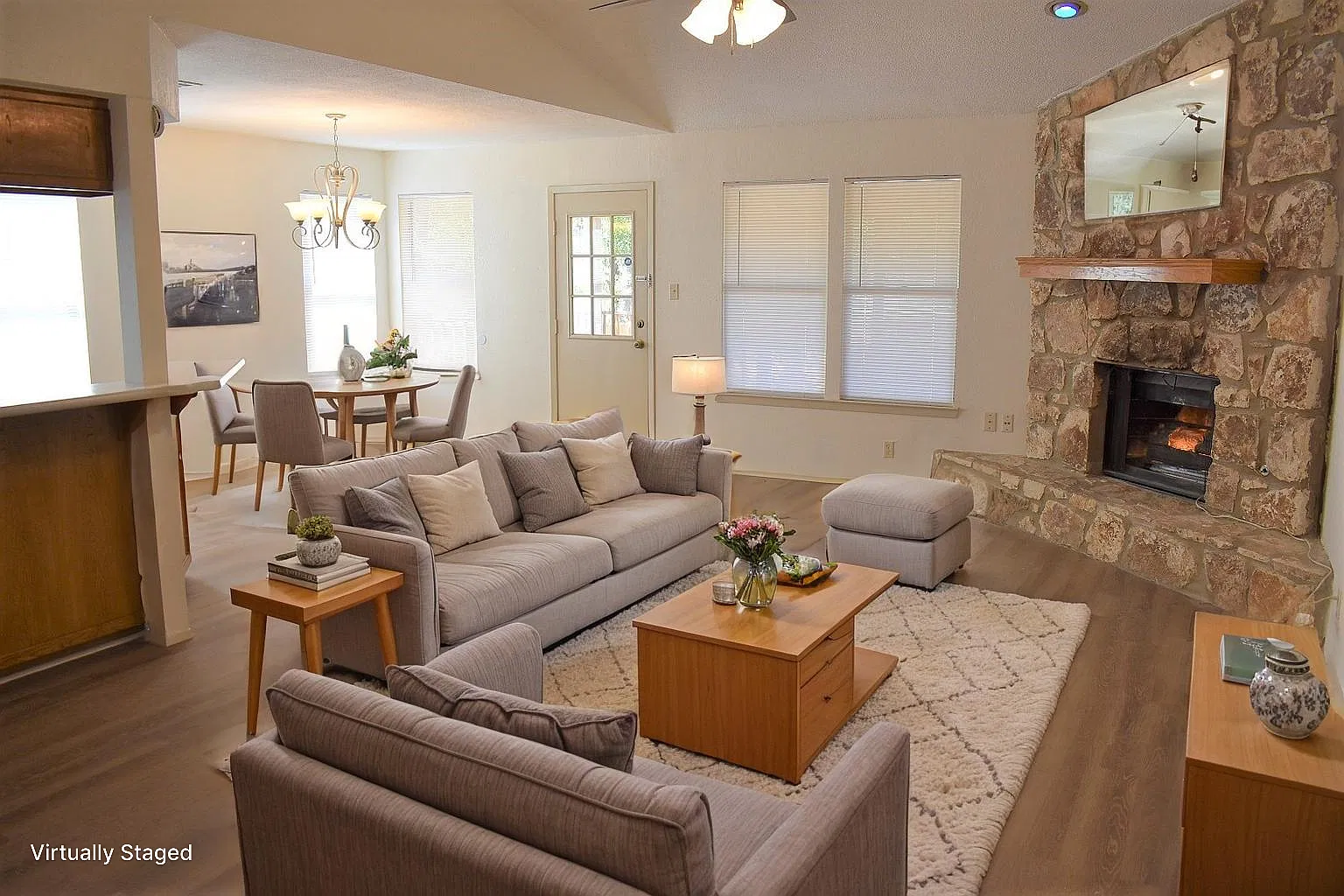 3 bed, 1443 sqft, $1,800 — Photo 3