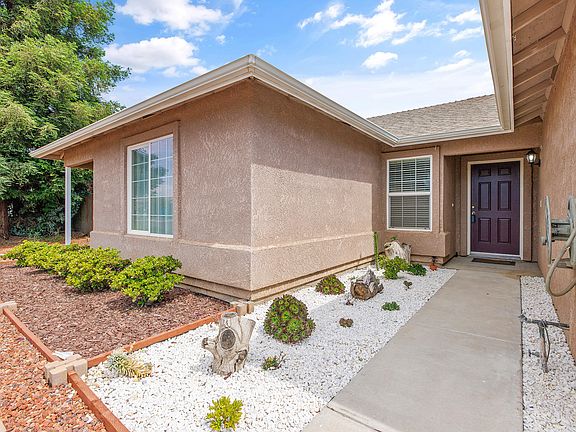 4th image of 213 E Wren Avenue