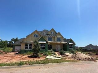 8017 Ridge Creek Rd, Edmond, OK 73034