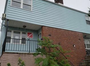 40 Troy Ln, Yonkers, NY 10701