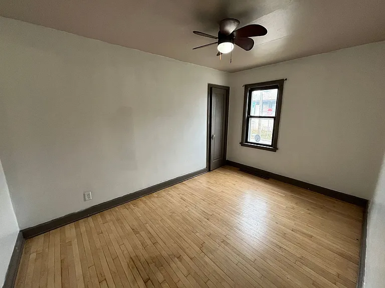 803 Grand Ave — Photo 7