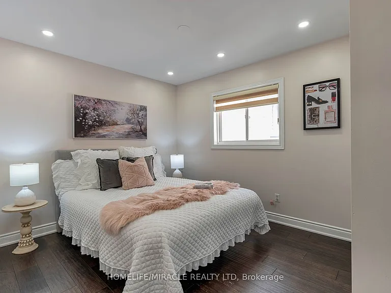 2343 Falling Green Dr — Photo 24