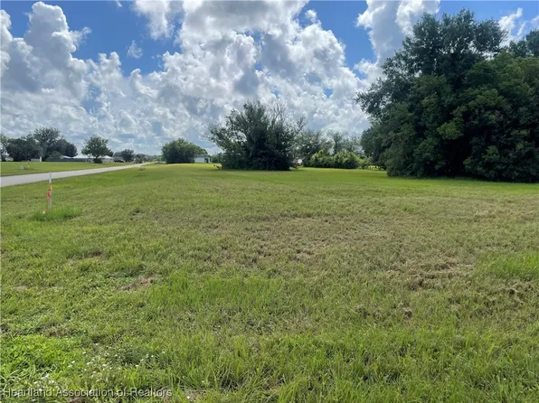 8024 Castile Rd, Sebring, FL 33876