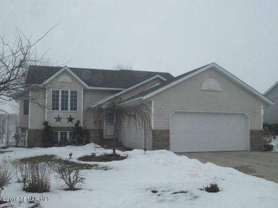 730 Willowbrook Dr NE, Owatonna, MN, 55060