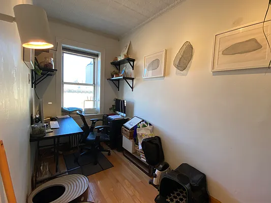 Rented by Realty Collective | media 32