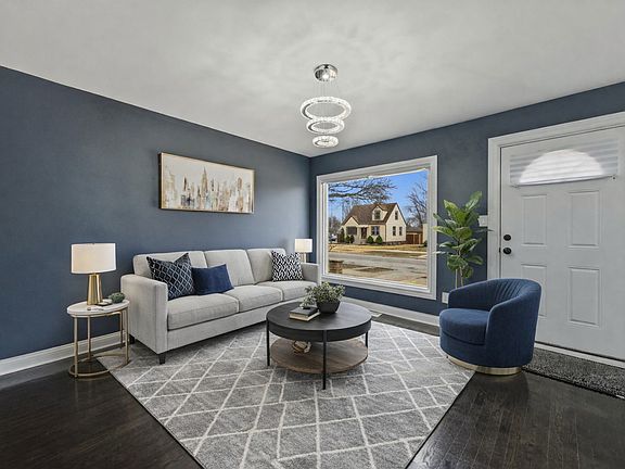 3rd image of 3910 W 85th St