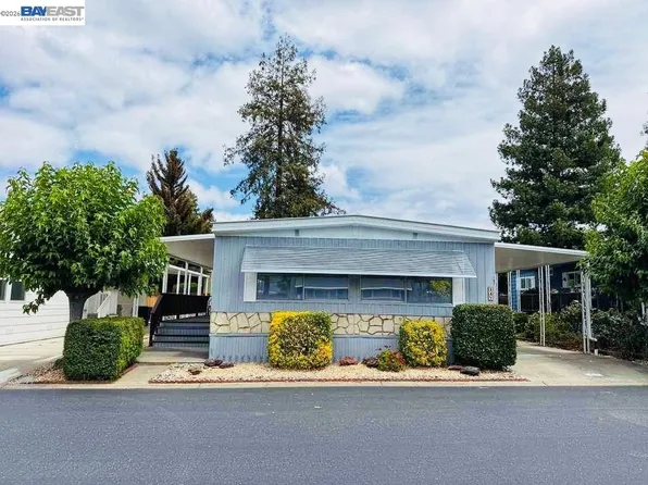 3231 Vineyard Ave Unit 14, Pleasanton, CA 94566