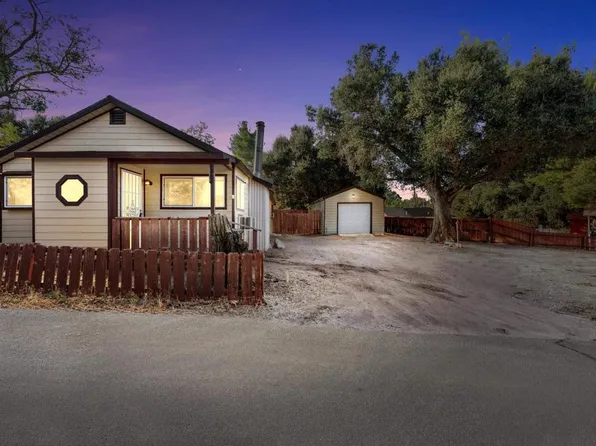 29519 Poppy Dr, Campo, CA 91906