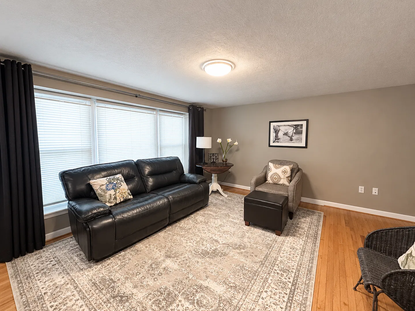 3 Bedroom Single Family Home in York! — Photo 4