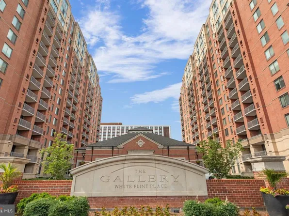 11710 Old Georgetown Rd APT 225, North Bethesda, MD 20852
