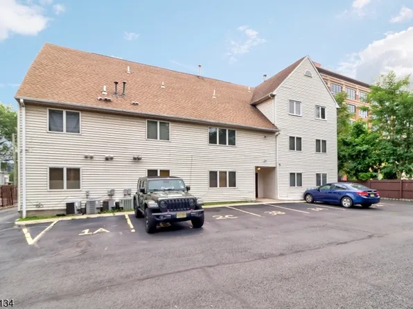 14-18 Lawrence St, Bloomfield Twp., NJ 07003