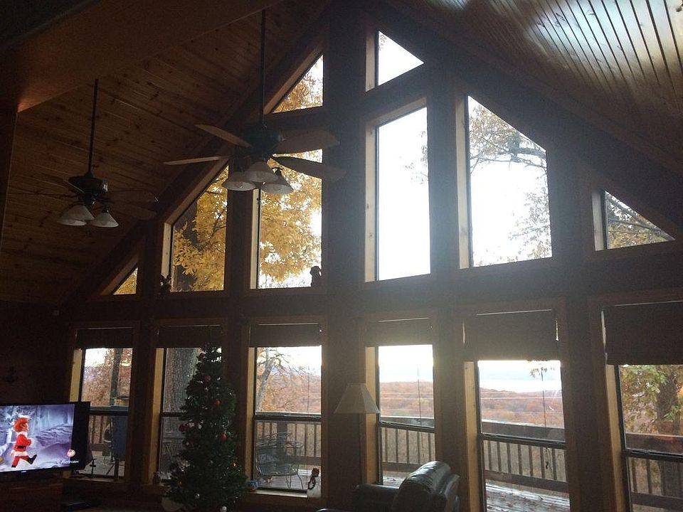 Amazing natural light! great views from any room