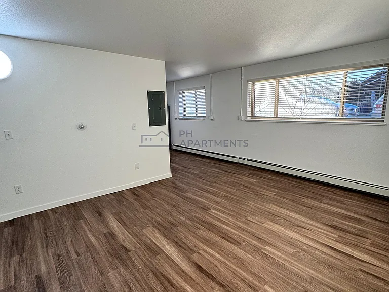 Kingston Apartments — Photo 9
