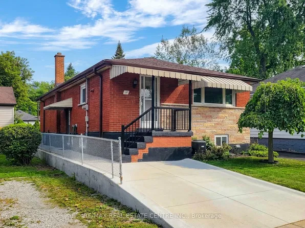137 E 16th St, Hamilton, ON L9A 4J4