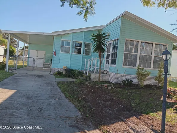 720 Lark Dr, Barefoot Bay, FL 32976