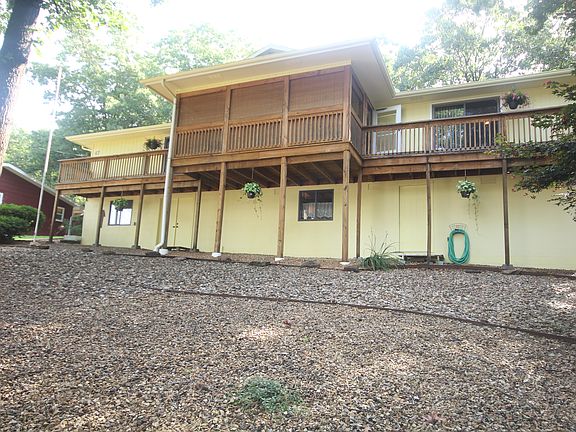 3rd image of 47 Churchill Dr