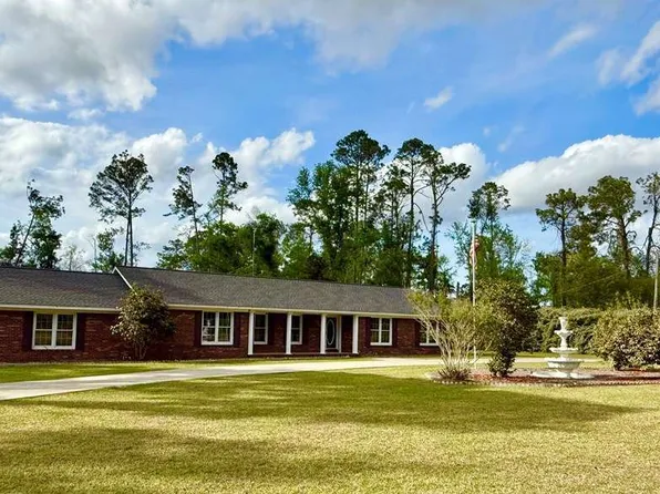 164 1st Rd, Hazlehurst, GA 31539