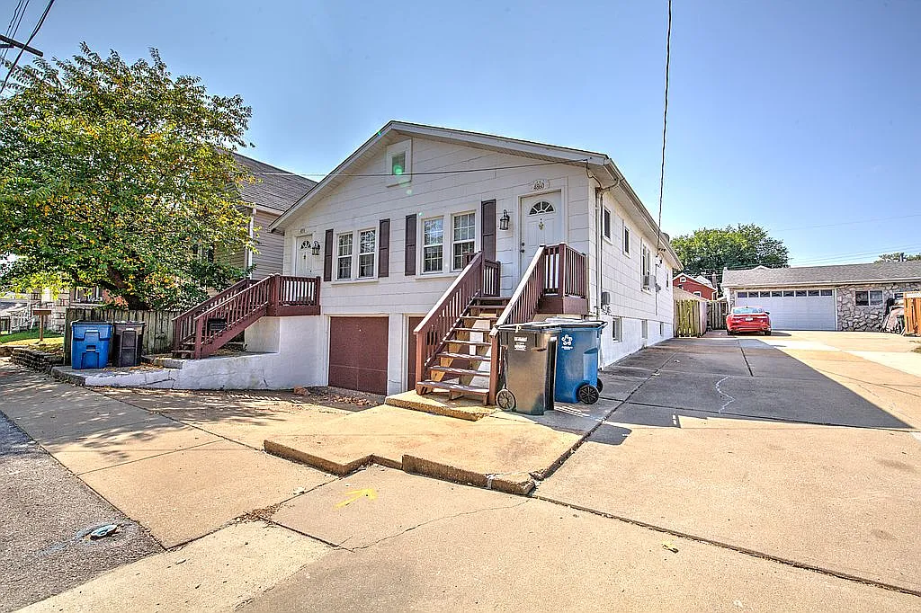 4858 Hannover Ave photo 1