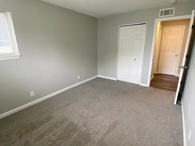 2751 W 72nd St #3 — Photo 3