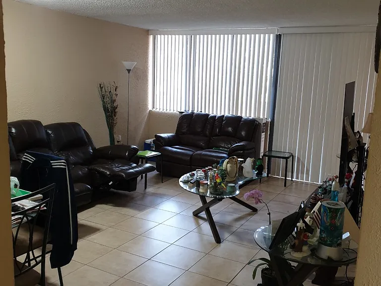 10500 SW 108th Ave #B211 — Photo 2