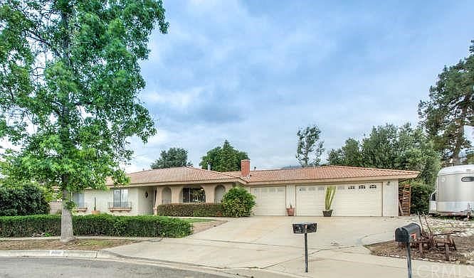 1st image of 8488 Pumalo St