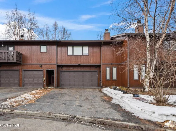 904 Jayme Ct, Anchorage, AK 99518
