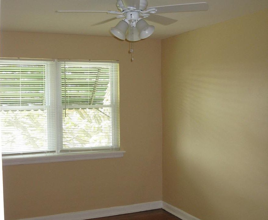 bedroom2