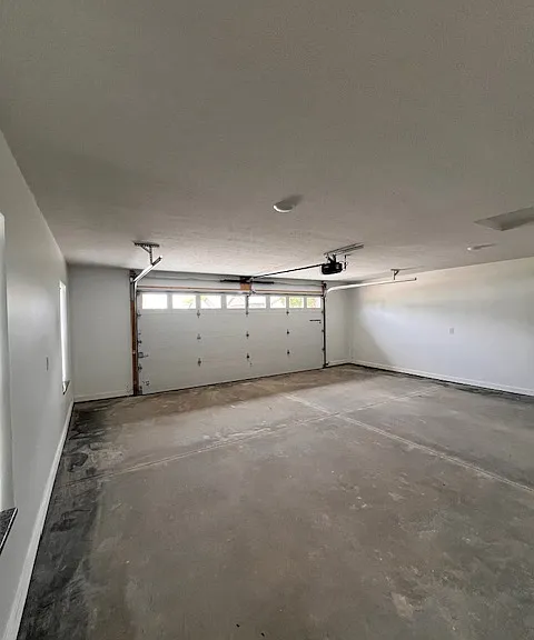 220 S Taylor St — Photo 44