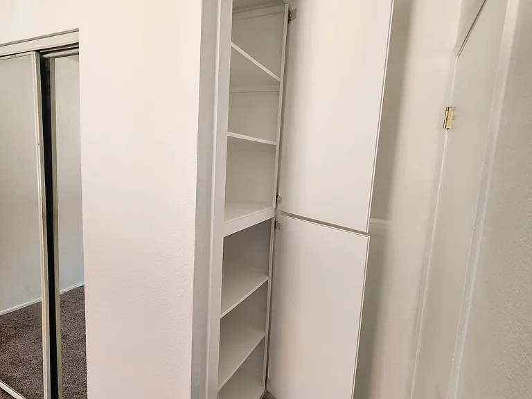 710 Magnolia Ave #4 — Photo 2