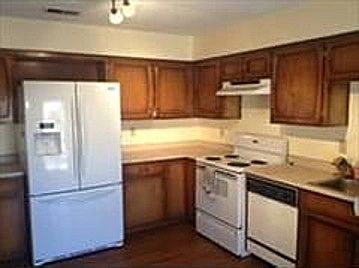 2nd image of 809 Gral Trevino Dr SE