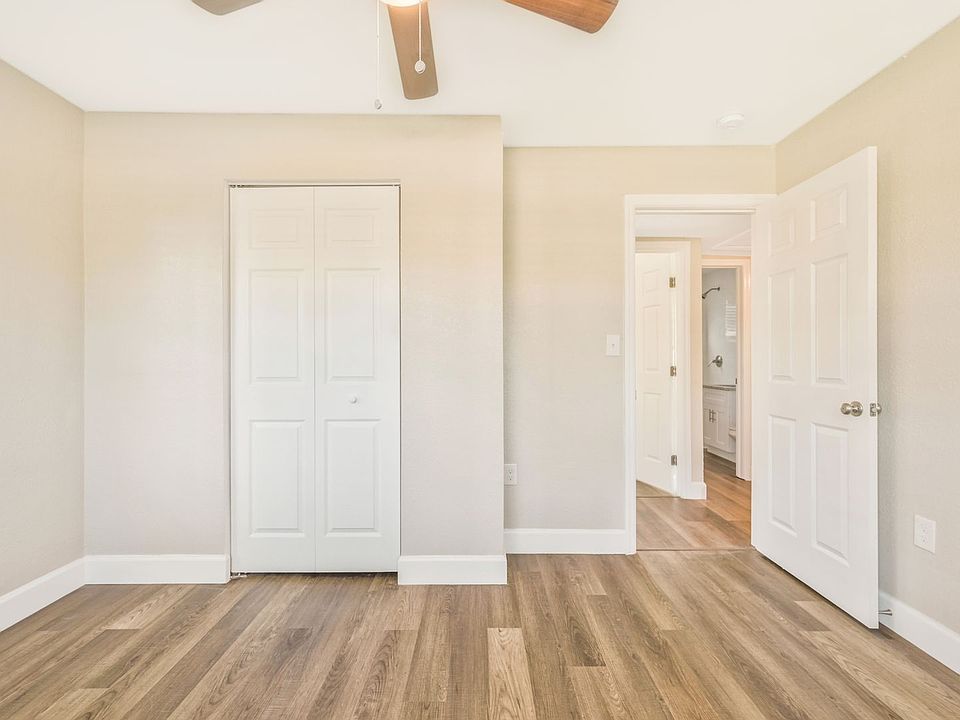 1st image of 4822 Balboa Dr