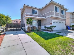 11611 Peacock Ln, Fontana, CA 92337