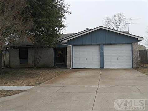 2nd image of 617 Normandy Ln