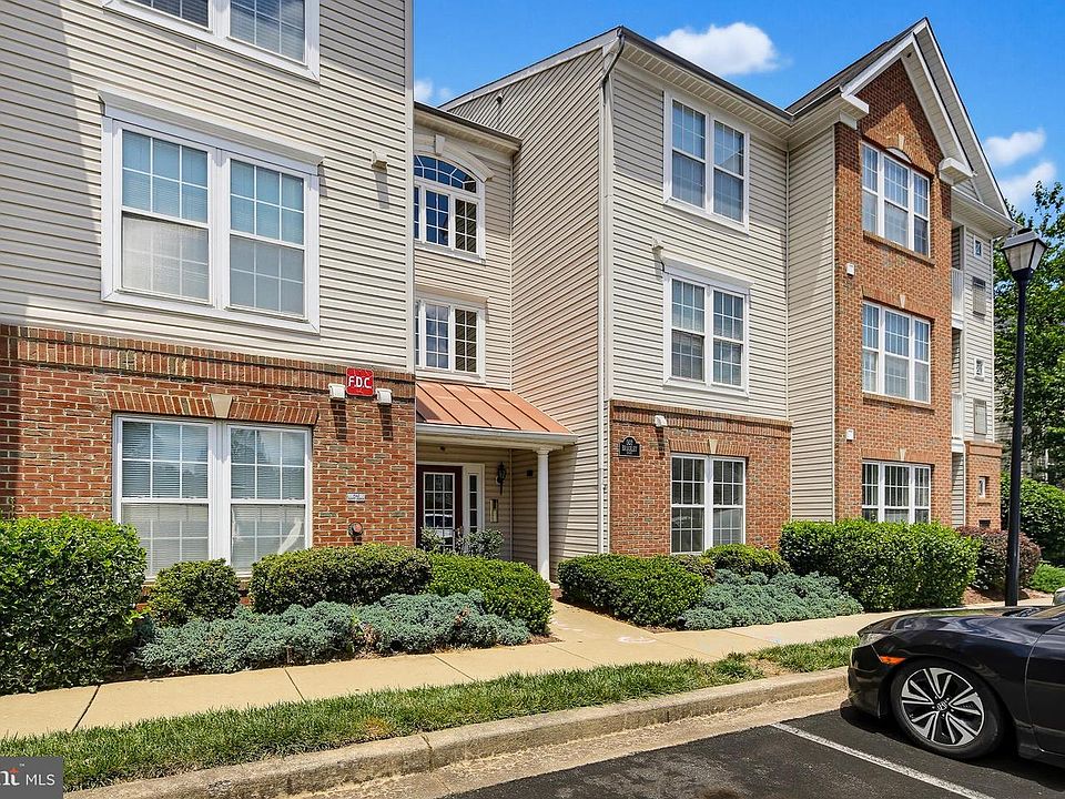 1st image of 502 Bradley Ct APT D