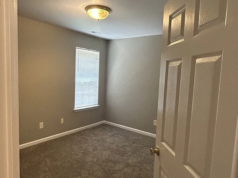 2840 Oasis Ln — Photo 12