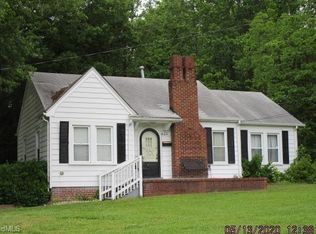 621 Tucker St, Asheboro, NC 27203