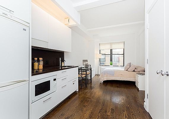 1st image of 212 W 91st St APT 706