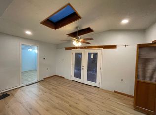 3740 Macgregor Dr, Jacksonville, FL 32210