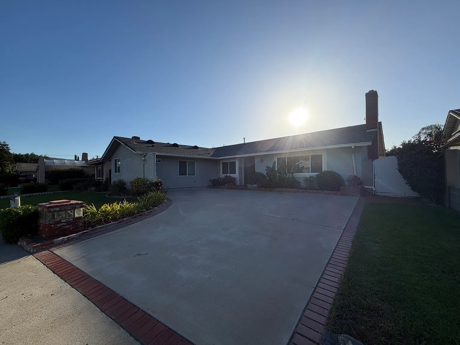 4 bed, 1826 sqft, $4,350 — Photo 3